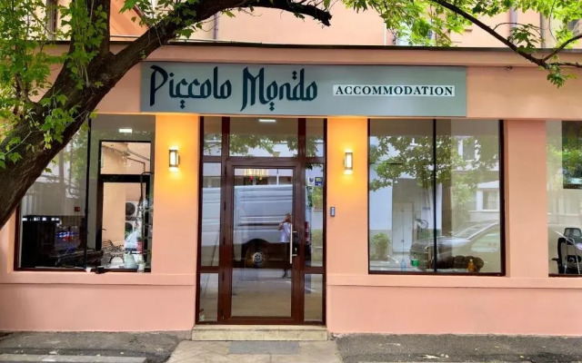 . Piccolo Mondo by Citybookings