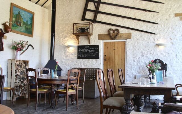 Haselbury Mill Hotel and Restaurant