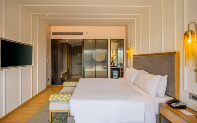 Holiday Inn Goa Candolim by IHG