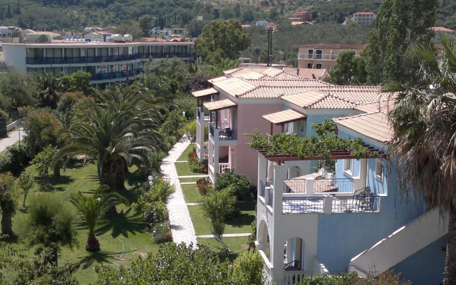 Three Stars Beach Hotel
