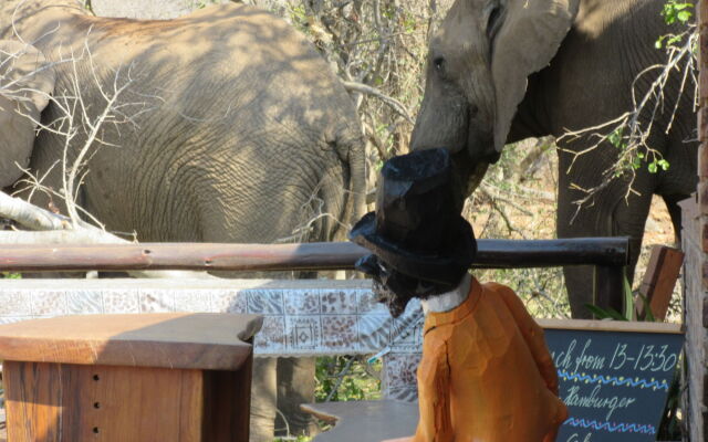 Baluleni Safari Lodge