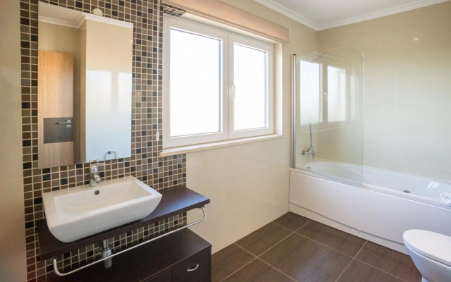 Three-bed Portim o Townhouse by Ideal Homes