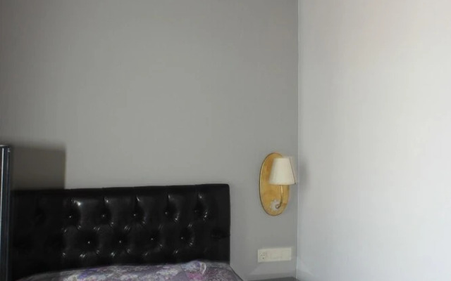 Urla Tarihi Han Otel