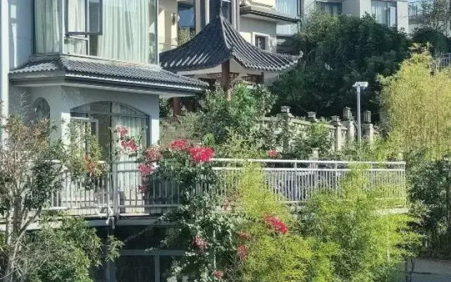 Yunshu Shuijing Hostel