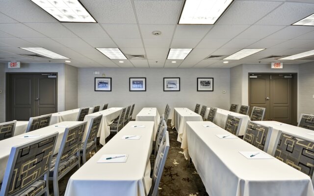 Homewood Suites by Hilton Oakland-Waterfront