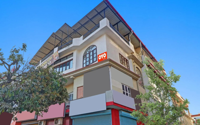 OYO Flagship 80502 Hotel 7 Days Homestay