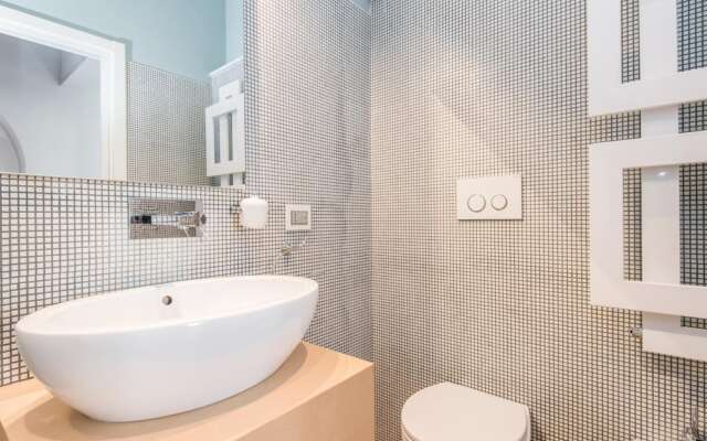 RSH Barberini Luxury Modern Terrace Apartment