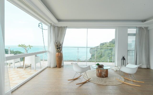 Ample Villa