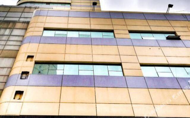 Homeinn Selected Hotel (Shenyang Railway Station Taiyuan Street Subway Station Zhongxing Commercial Building)