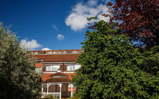 Mercure Livingston Hotel