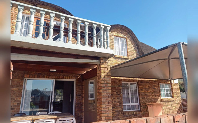 Mond Kleine Guest House