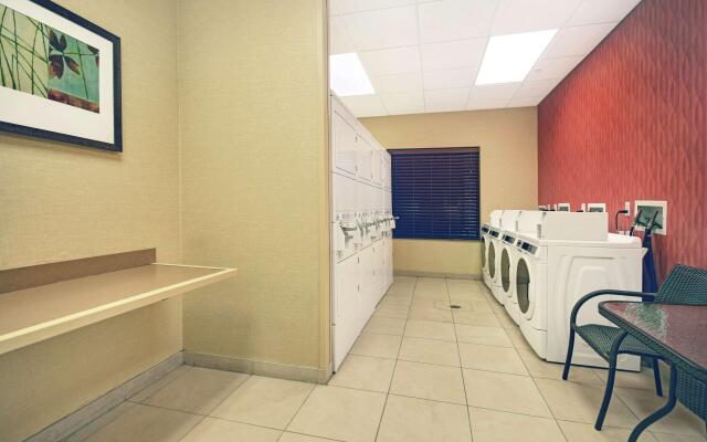 Homewood Suites by Hilton Denver International Airport