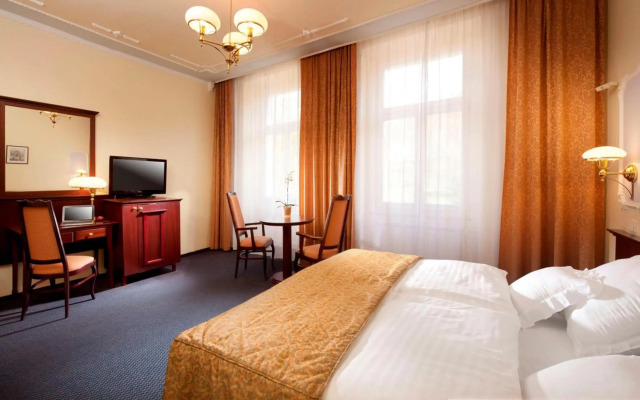 Hotel Excelsior
