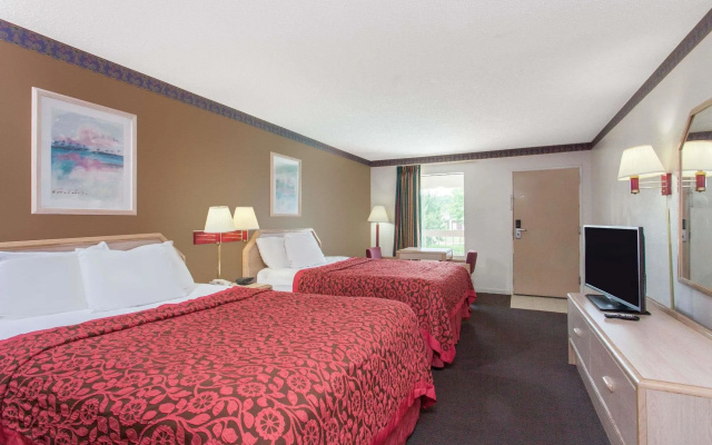 Days Inn by Wyndham Decatur Priceville I-65 Exit 334