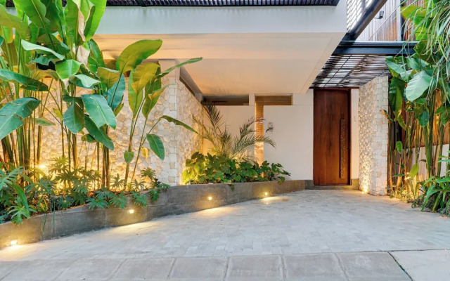 Villa Pasisi 12 - Canggu by Nabe