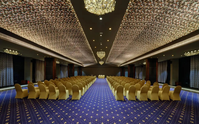 Essentia Luxury Hotel Indore