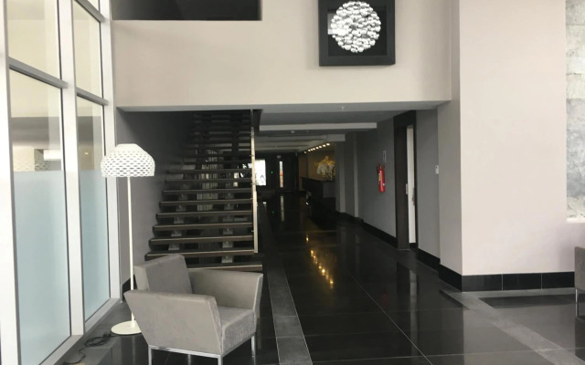 Quo Luxury Apartments