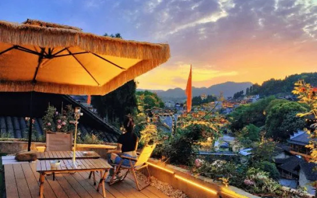 Furong Town Nianxi Courtyard View Guesthouse – Outside – Xiangxi