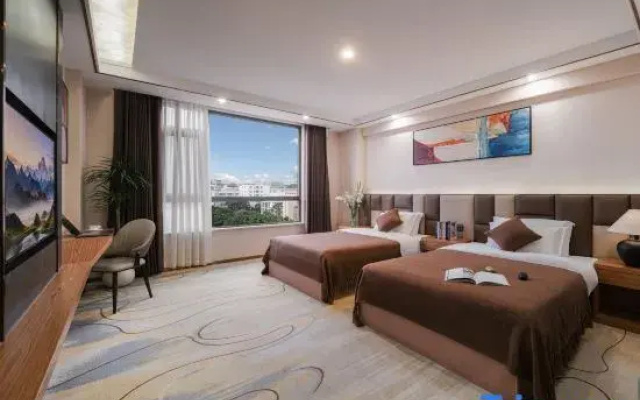 Mengzi ADS Grand Hotel