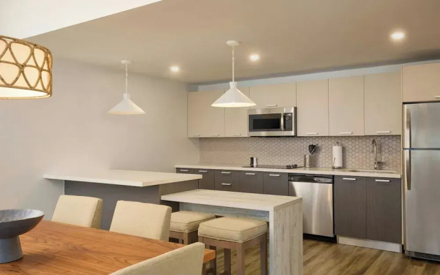Casa Costera, Isla Verde Beach, Apartments by Marriott Bonvoy