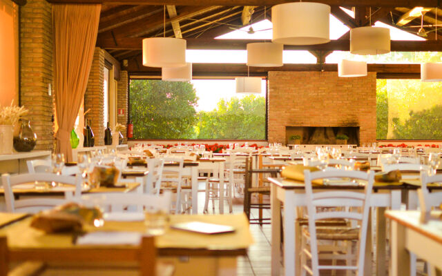 Masseria Macchia & Relais San Pio