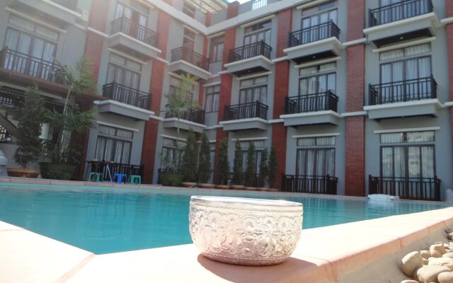 Nan Bwe- The Vibe Hostel