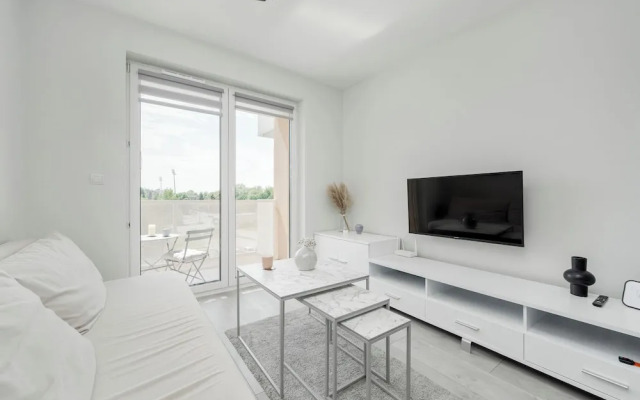 Miedziana Apartment Wrocław by Renters