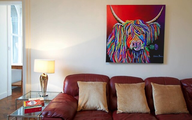Old Town Castle Terrace 3 Bedroom Apartment