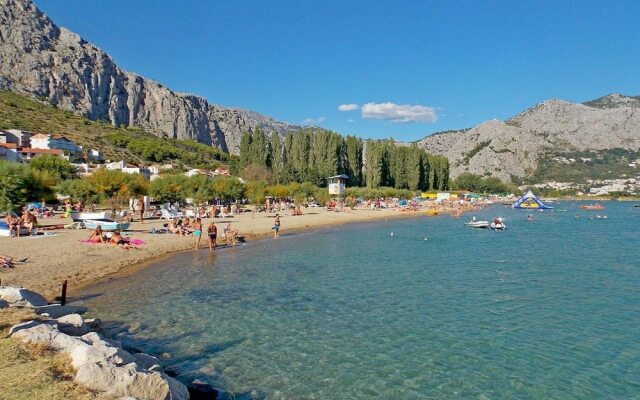 Apartments Cetina