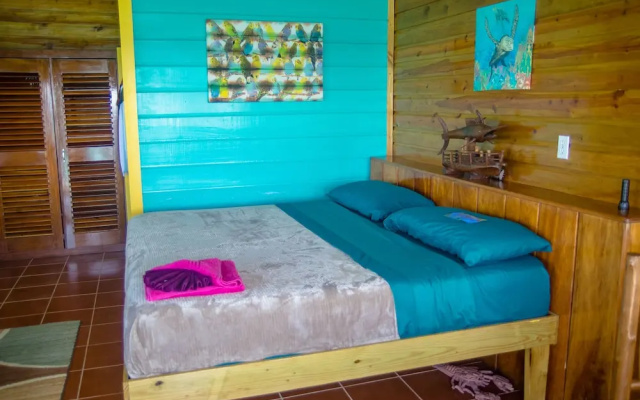 King Lewey's Island Resort