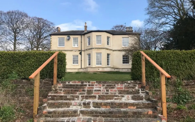 The Massingberd-mundy Old Rectory Guest House