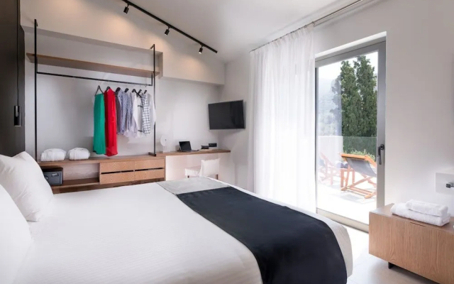 Avdou Retreat Collection
