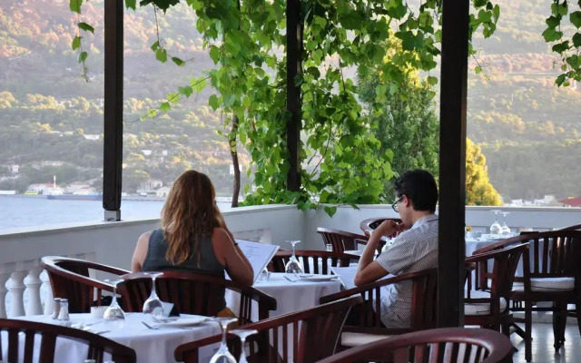 Ino Village Hotel