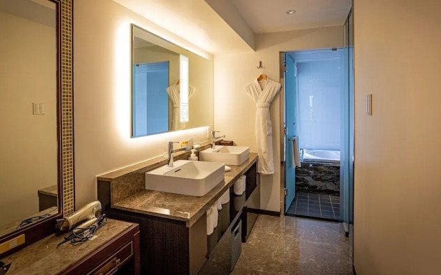 Okinawa Kariyushi Resort Exes Naha
