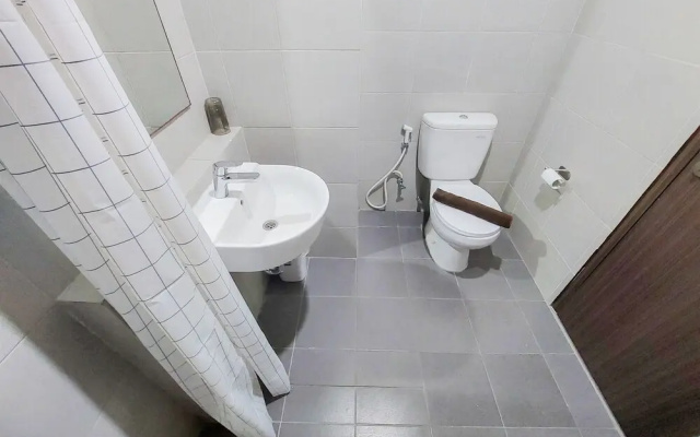 Best Homey And Nice Studio At Bintaro Icon Apartment