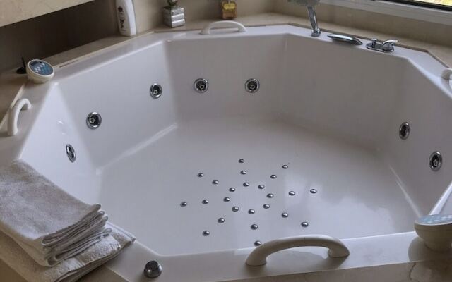 Boutique Guest Rooms