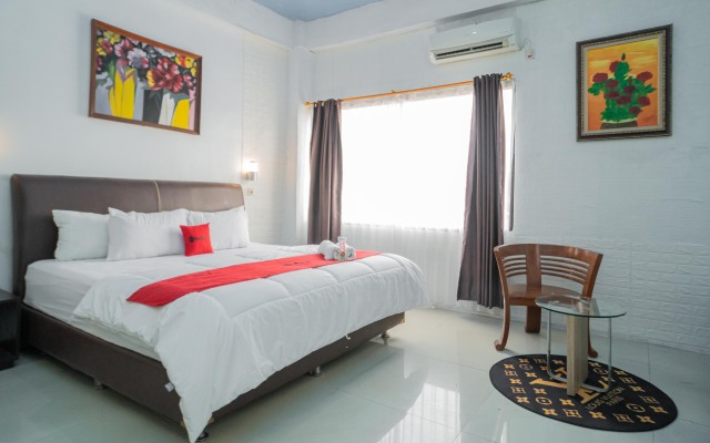 RedDoorz @ Kampung Sawah Jatimurni Bekasi