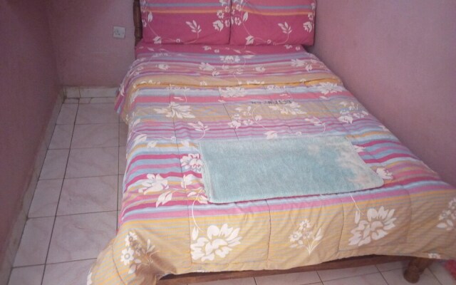 Desmak Hotel