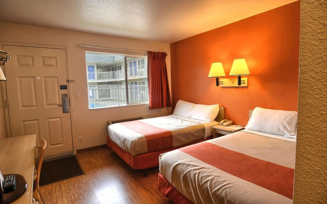 Motel 6 Coeur D'Alene, ID