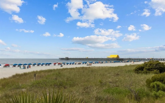 Brighton Tower 1909 3br 3ba Oceanfront 3 Bedroom Condo by RedAwning
