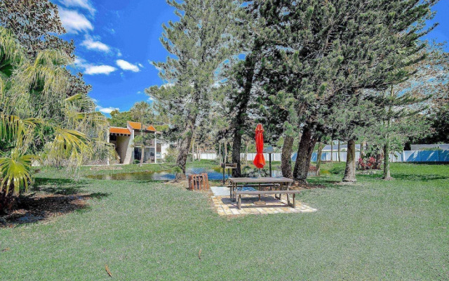 Sea La Vie Villa With Tropical Views