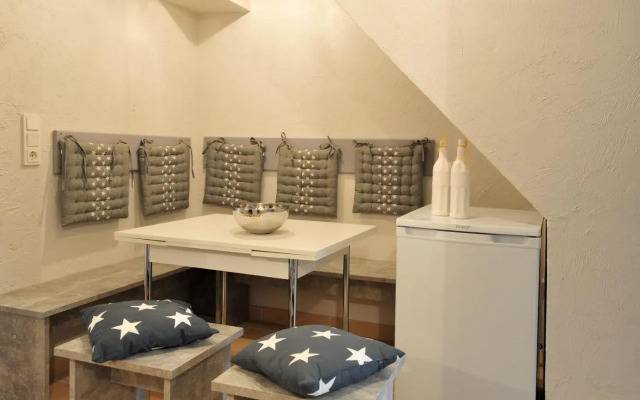 Tiny Rooms