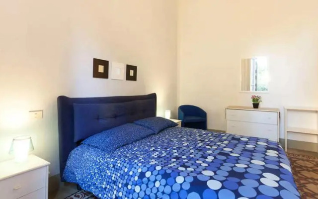 Romantic Garden Apartment