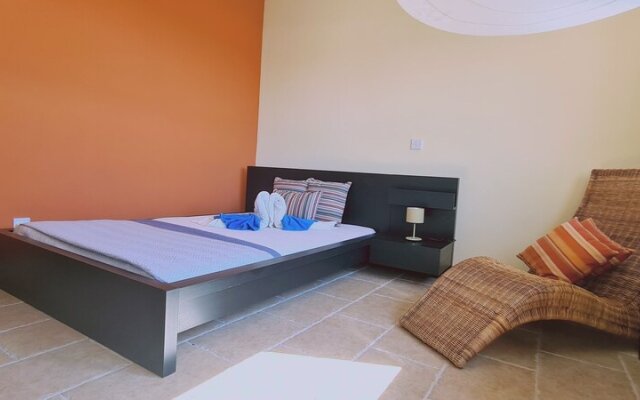 Paphos Elegance Apartment by STAY BnB