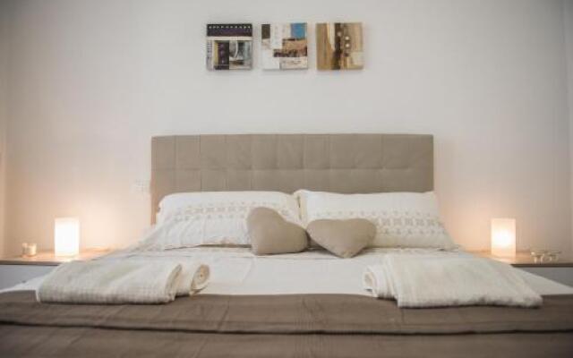 Parini Flat