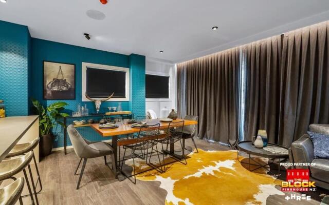 Awesome Apartment W/ Parking!