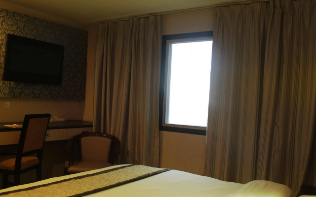 Hermes Palace Hotel Medan