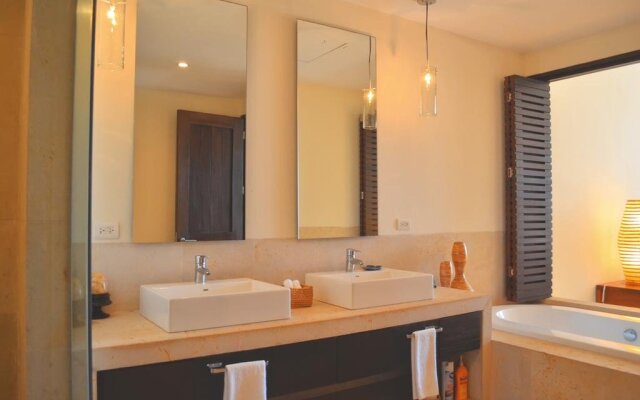 Los Veneros Resort Residences And Beach Club