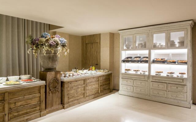 Hotel Banke Opera, Autograph Collection