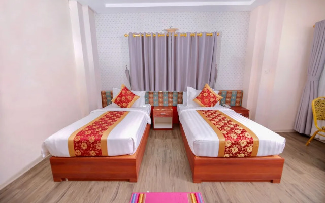 H Plus Hotel Yangon